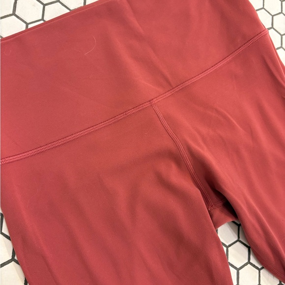 Lululemon Hugh Rise Align High-Rise Pant 25" in - Picture 3 of 5